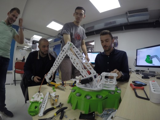 buba_robotic-arm_cgpdesign SW缩略图