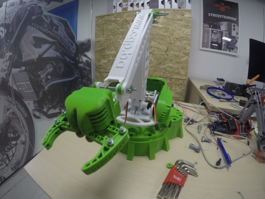 buba_robotic-arm_cgpdesign SW缩略图
