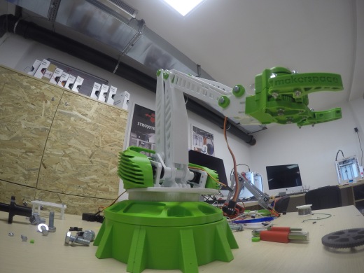 buba_robotic-arm_cgpdesign SW缩略图