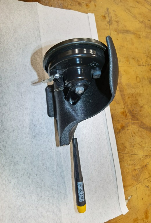 喇叭罩安装 +T-Rex 车架滑块左侧缩略图