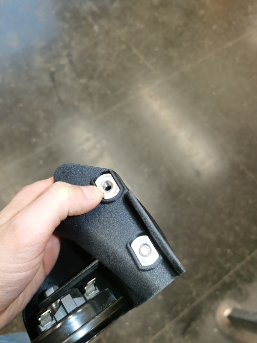 喇叭罩安装 +T-Rex 车架滑块左侧缩略图