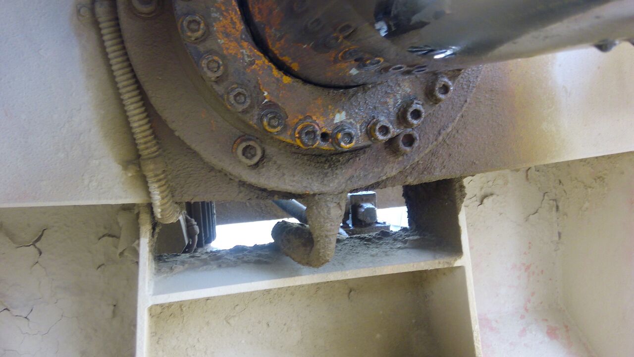 A0002829-焊接型液压缸 250x180x983 毫米