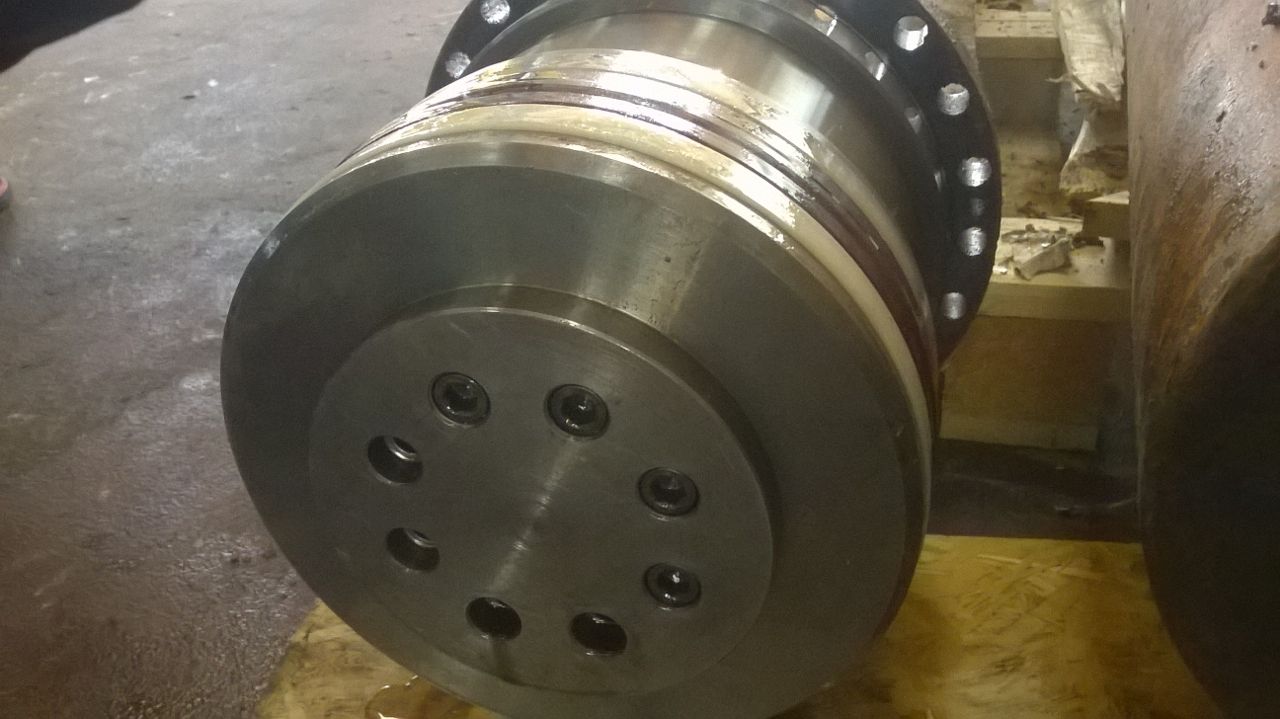 A0002829-焊接型液压缸 250x180x983 毫米