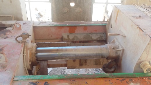 A0002829-焊接型液压缸 250x180x983 毫米缩略图