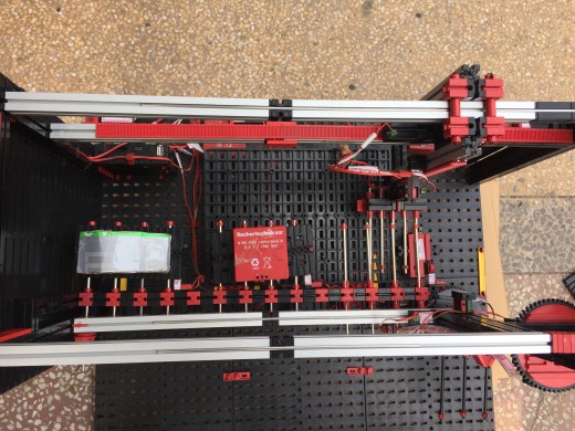 慧鱼乐高智能立体停车场缩略图