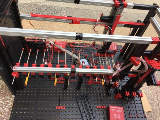 慧鱼乐高智能立体停车场缩略图