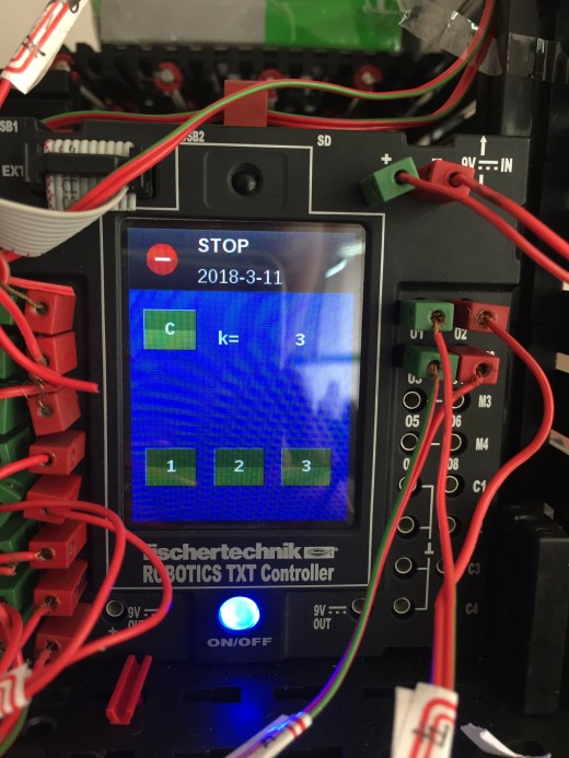 慧鱼乐高智能立体停车场缩略图