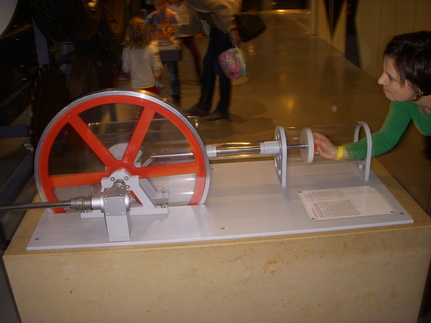 A2004566-曲柄机构