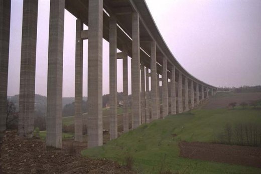 市政桥梁道路公路工程-公路改扩建工程新萝支线交通照明缩略图