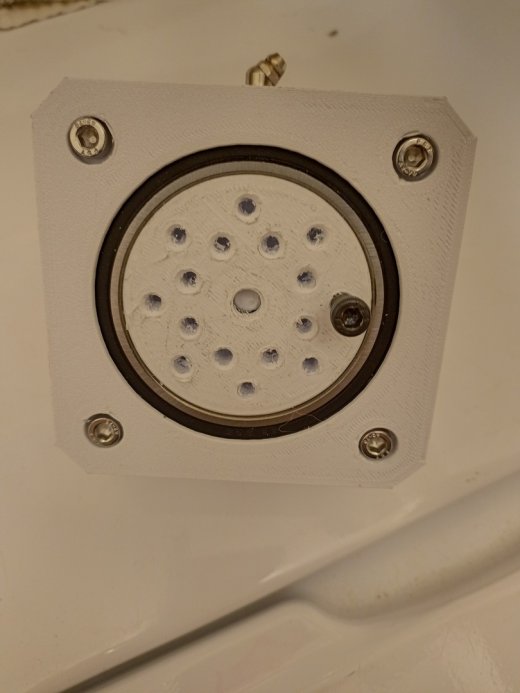 行星谐波齿轮箱。缩略图