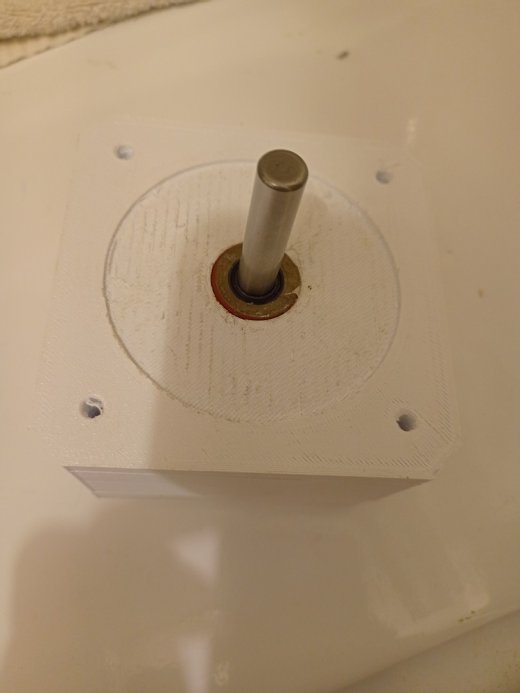 行星谐波齿轮箱。缩略图