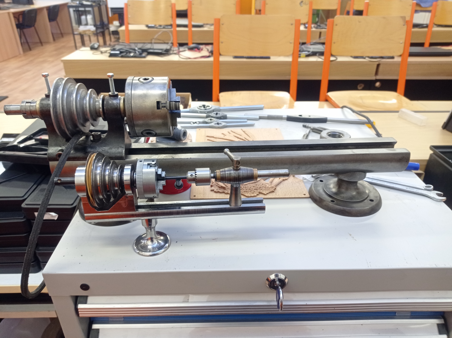 钟表车床工具磨床