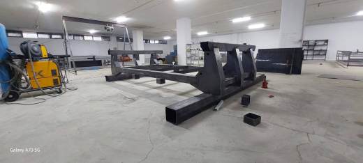 用于重型刳刨机的具有加强结构的数控刳刨机缩略图