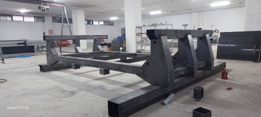 用于重型刳刨机的具有加强结构的数控刳刨机缩略图
