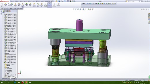 上下四导柱复合冲裁模具缩略图