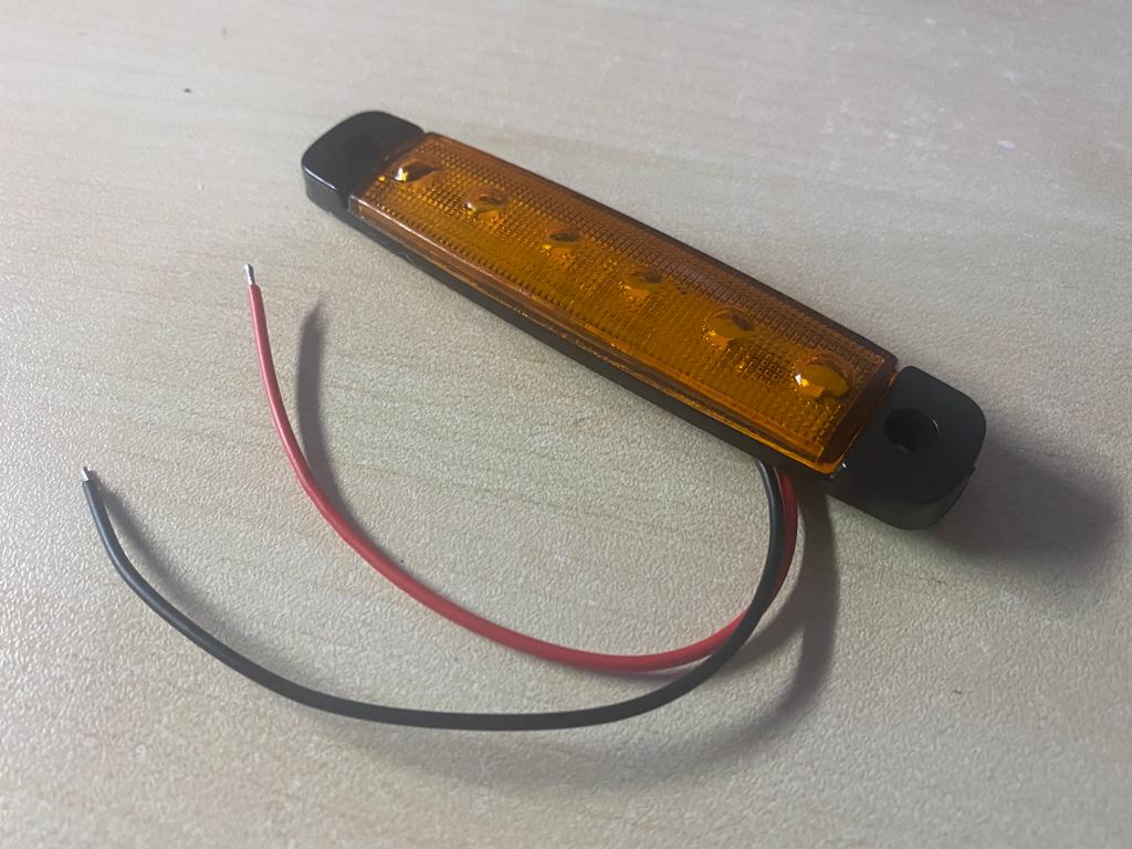 用于轨道和拖车的12v-24v侧灯