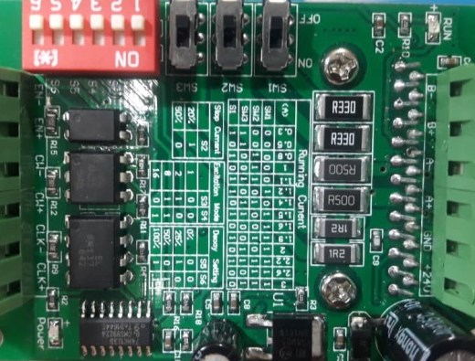 步进电机驱动器缩略图