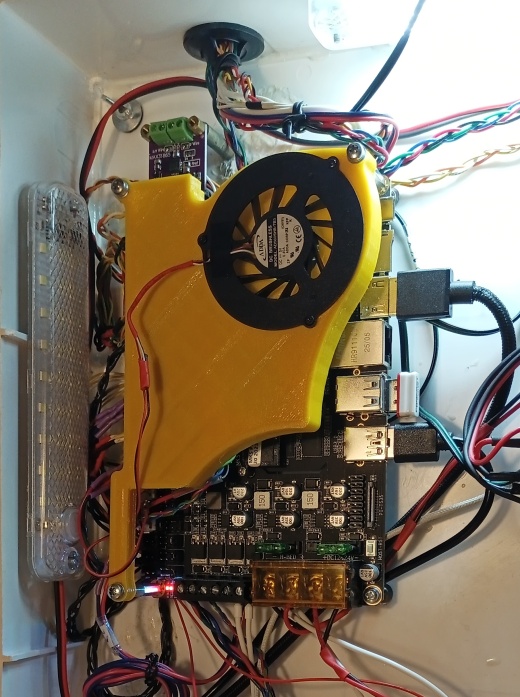MKS SKIPR 风扇盒缩略图