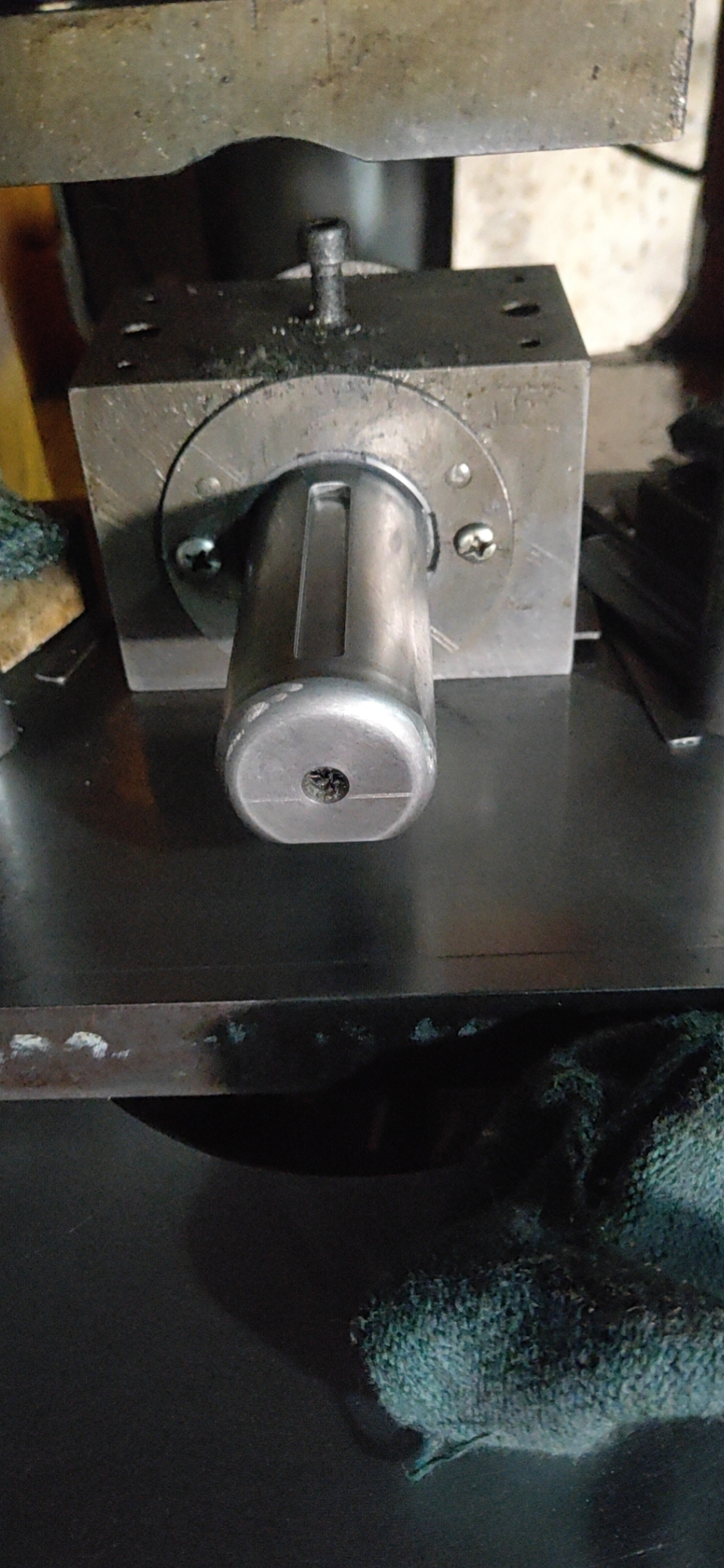 精达油水分离器冲孔机sw19可编辑