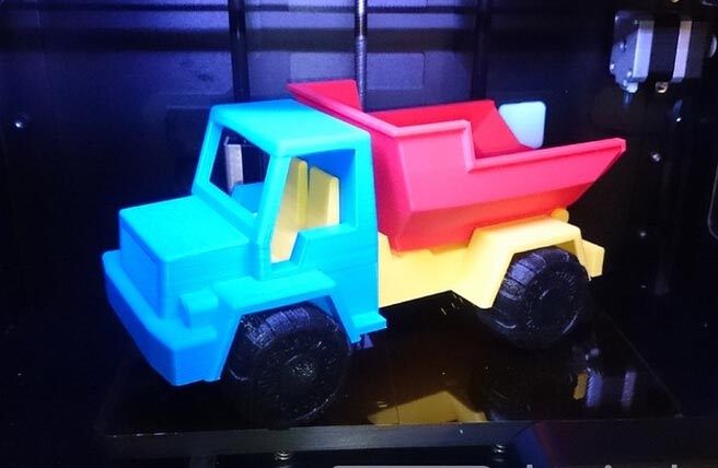 玩具卡车