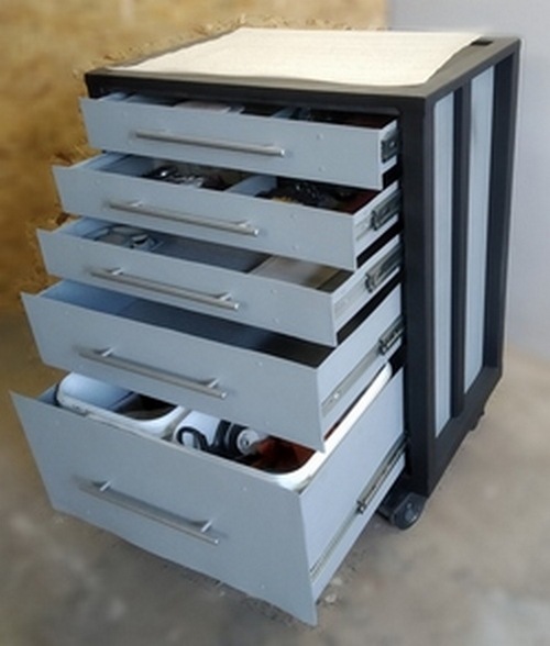 用于存放工具的工具车缩略图