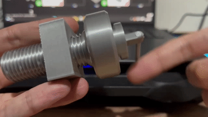 螺丝和键缩略图