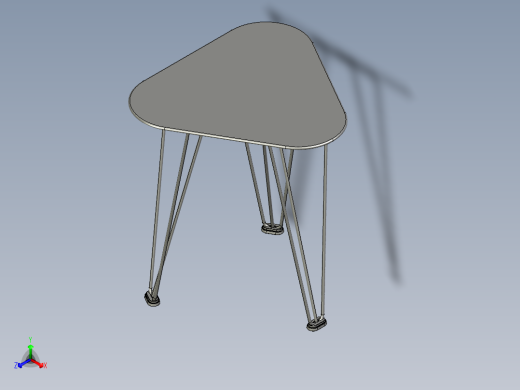 带钢丝腿的桌子