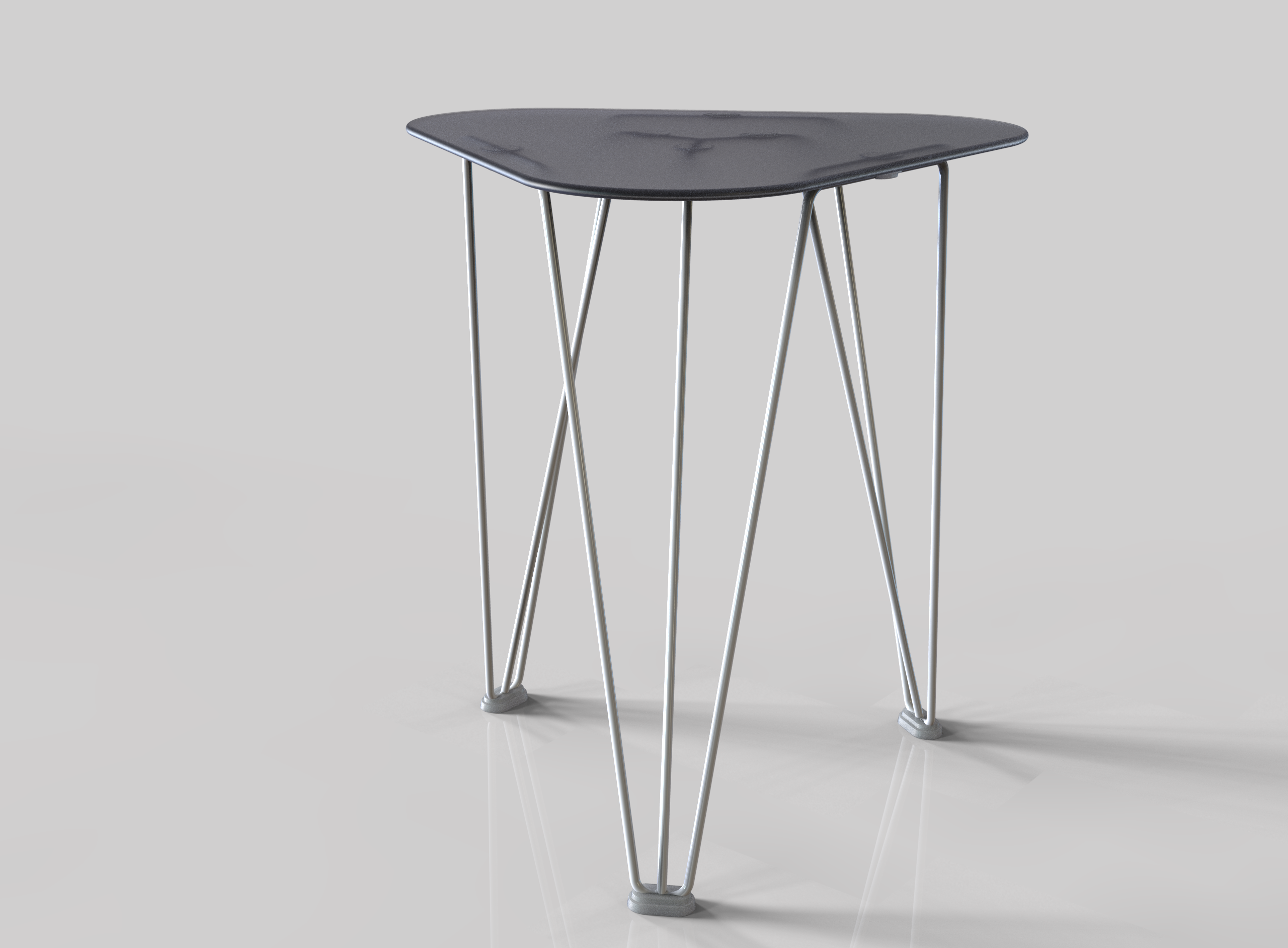 带钢丝腿的桌子