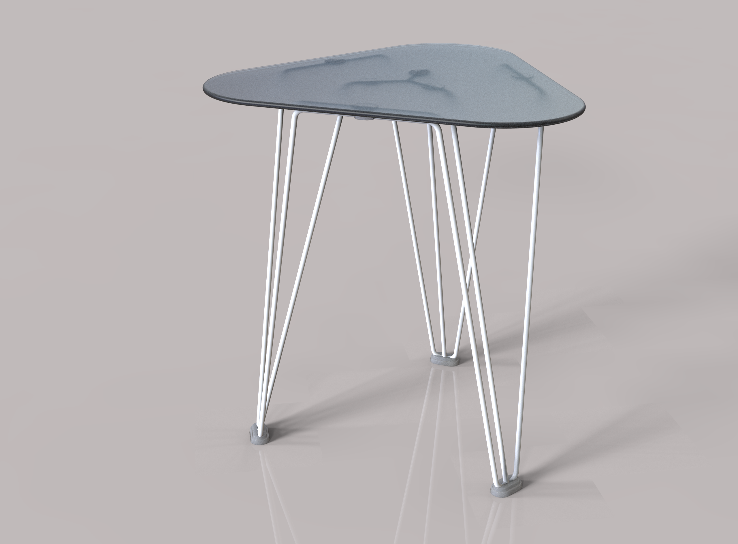 带钢丝腿的桌子