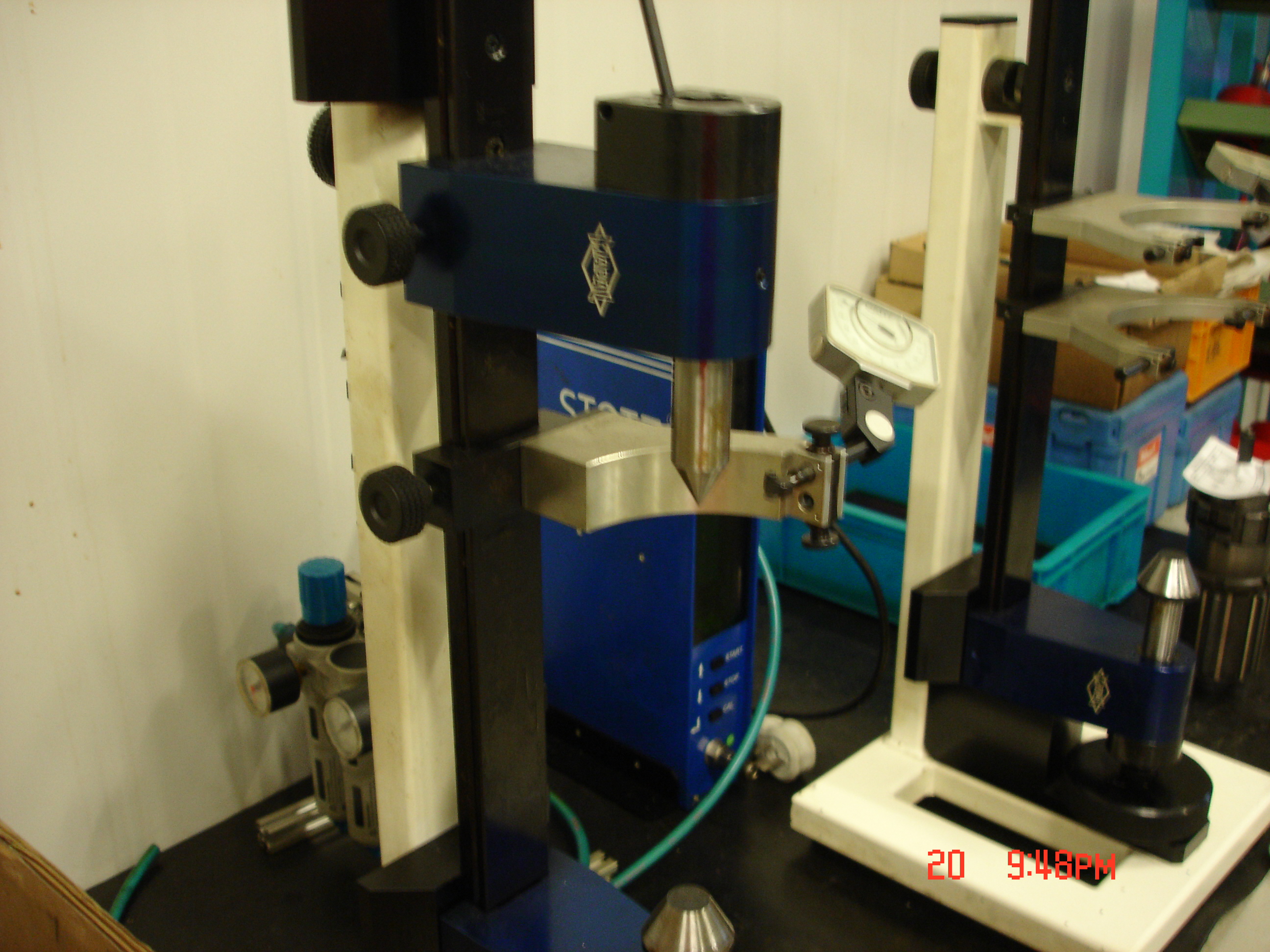 定子跳动检侧机（sw18可编辑+工程图）