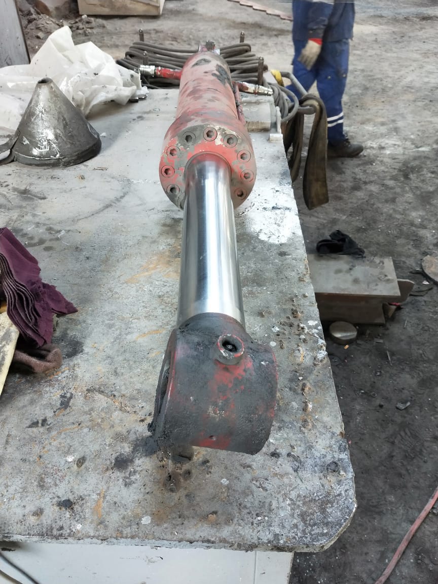 焊接式液压缸-130x90x500-mm-1.snapshot.1