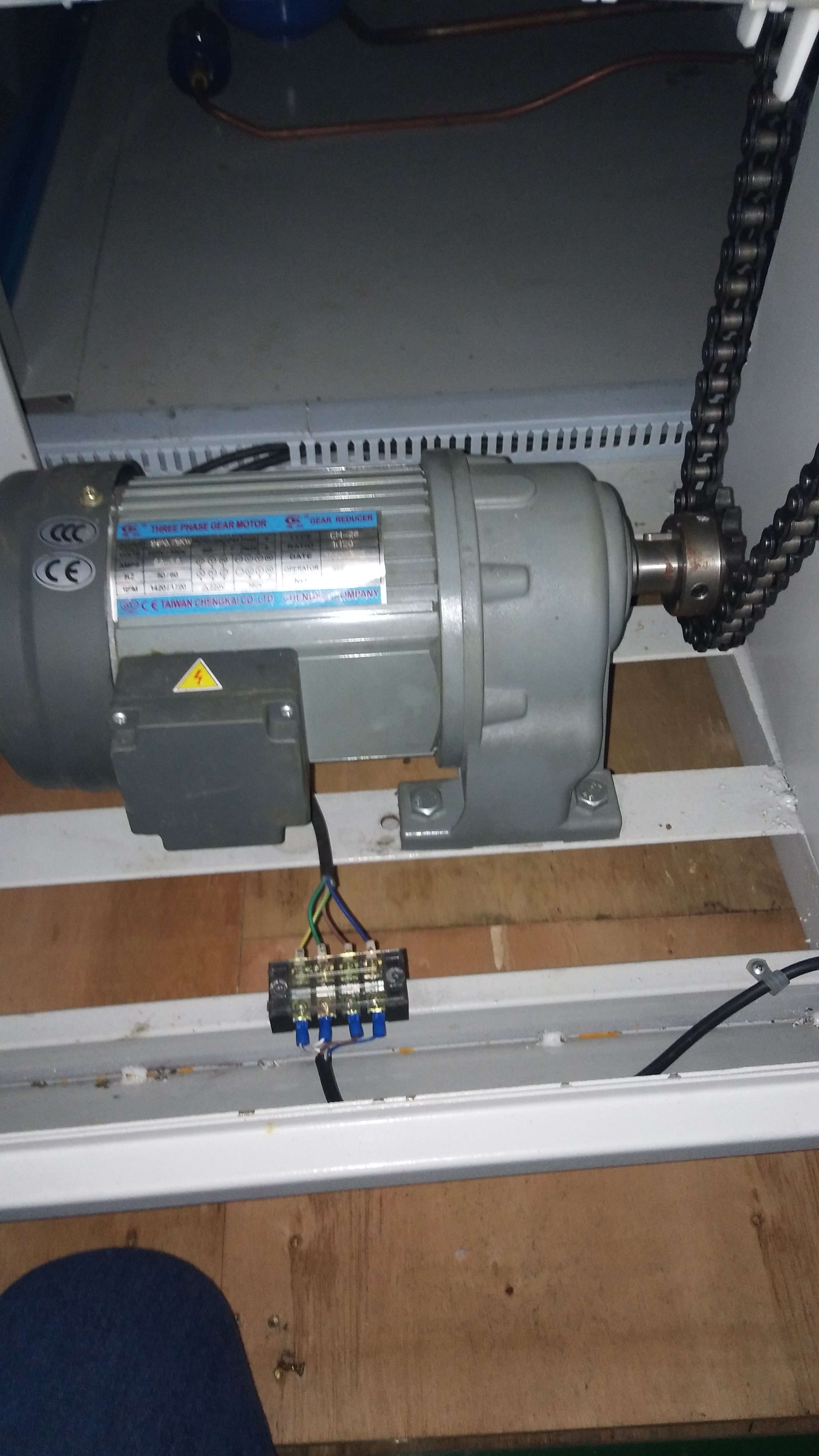 摆盘自动上料机sw18