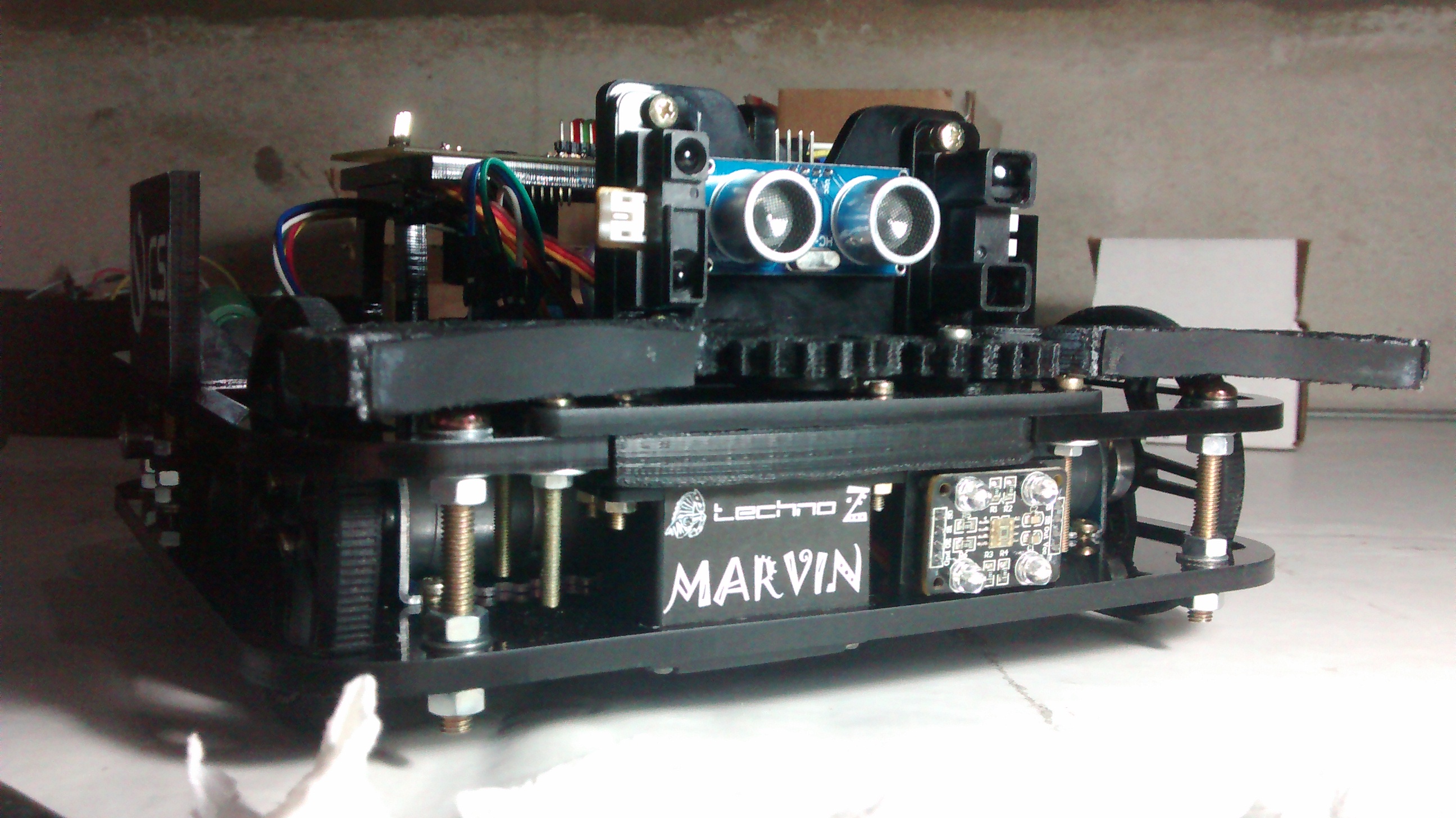 Marvin万向轮机器人车(Arduino系统)结构