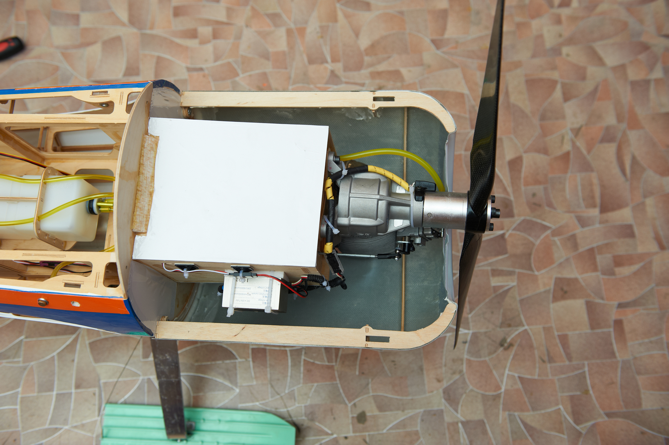 特技飞机油动航模