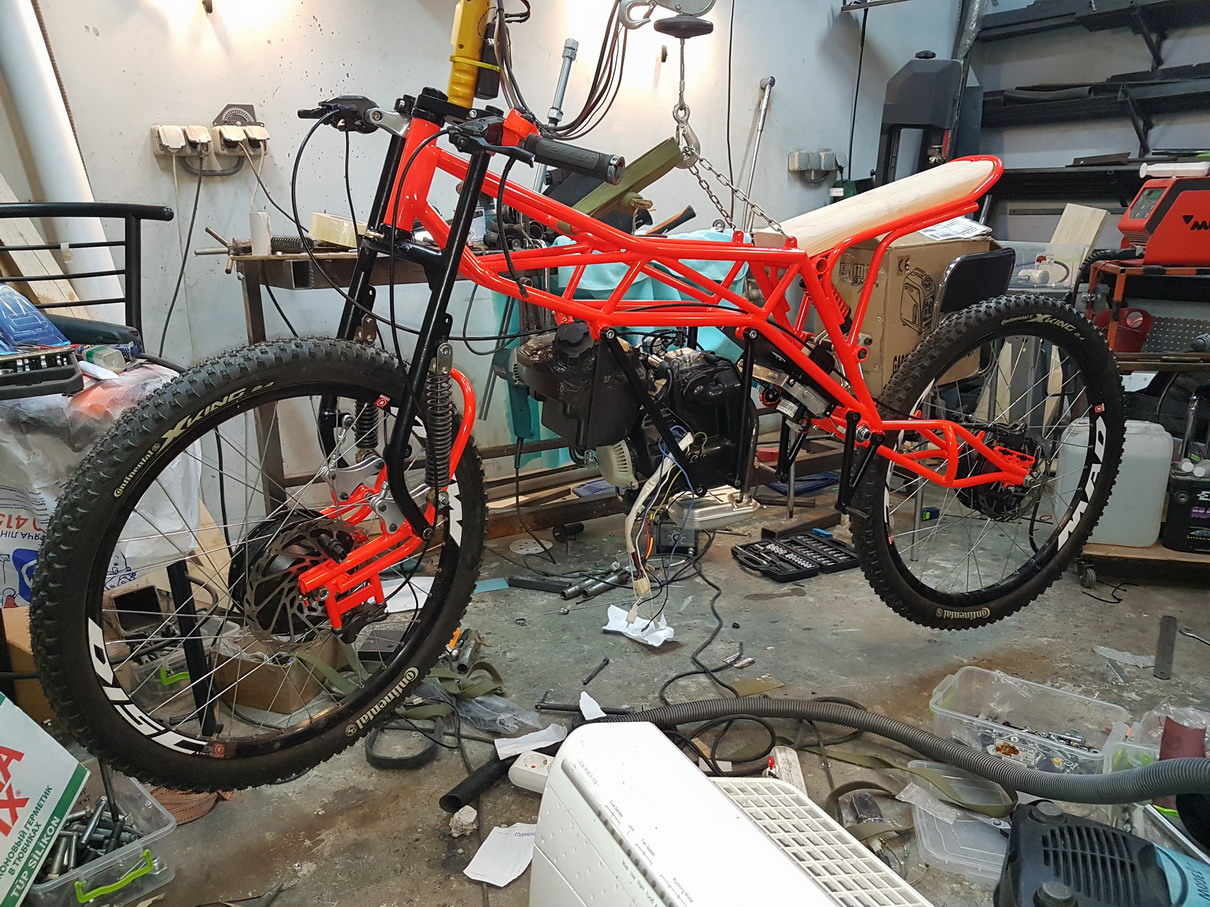 VLR电动自行车大黄蜂