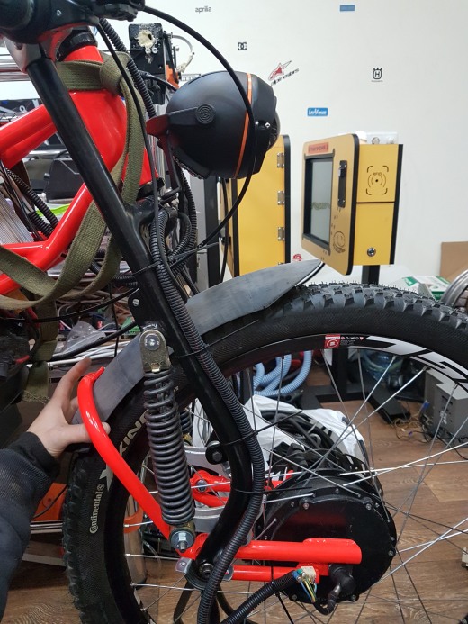 VLR电动自行车大黄蜂缩略图