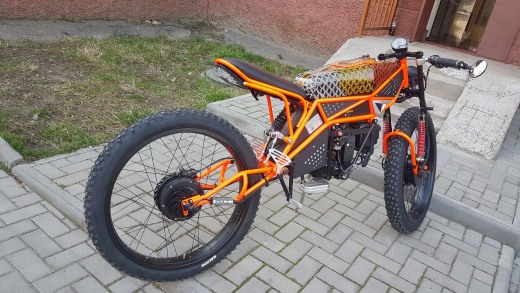 VLR电动自行车大黄蜂缩略图