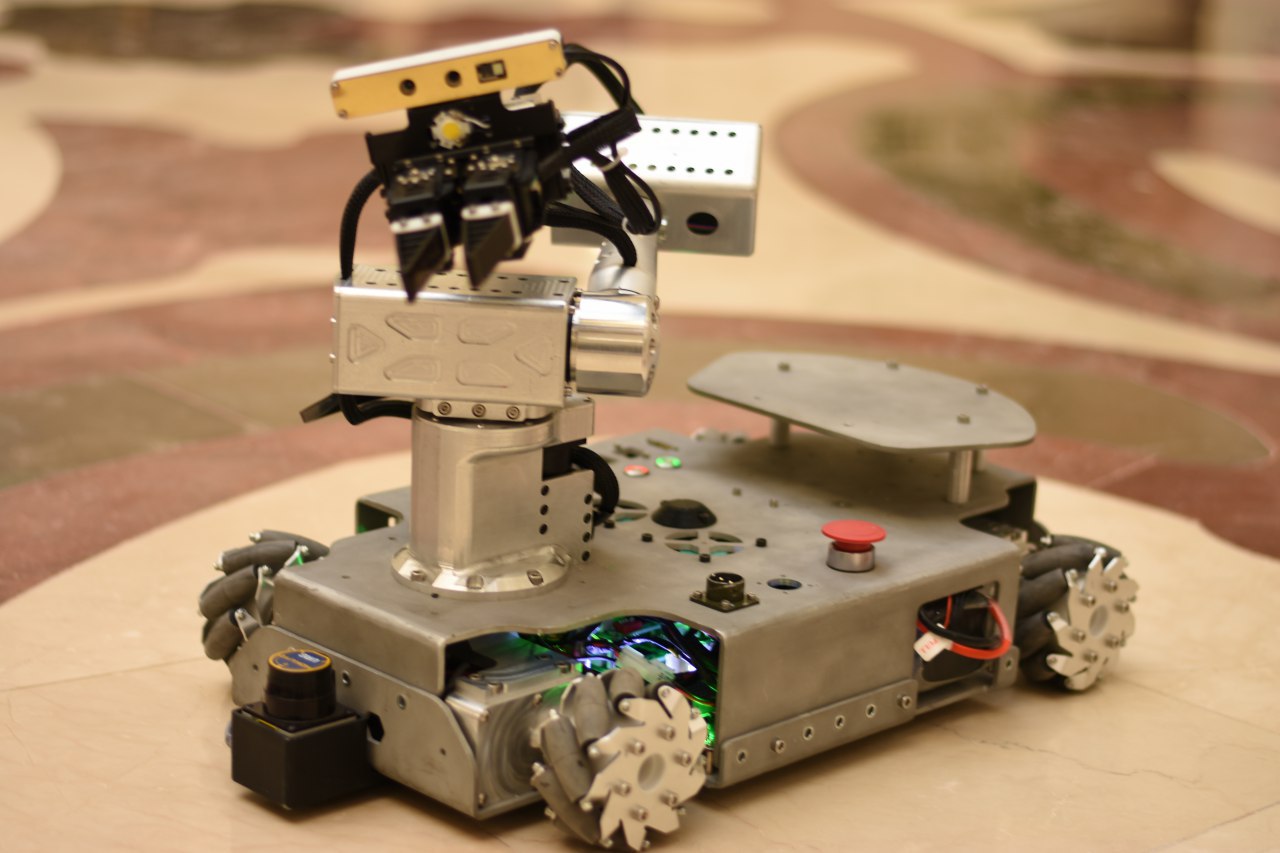 麦克纳姆轮机械臂小车sw17看编辑