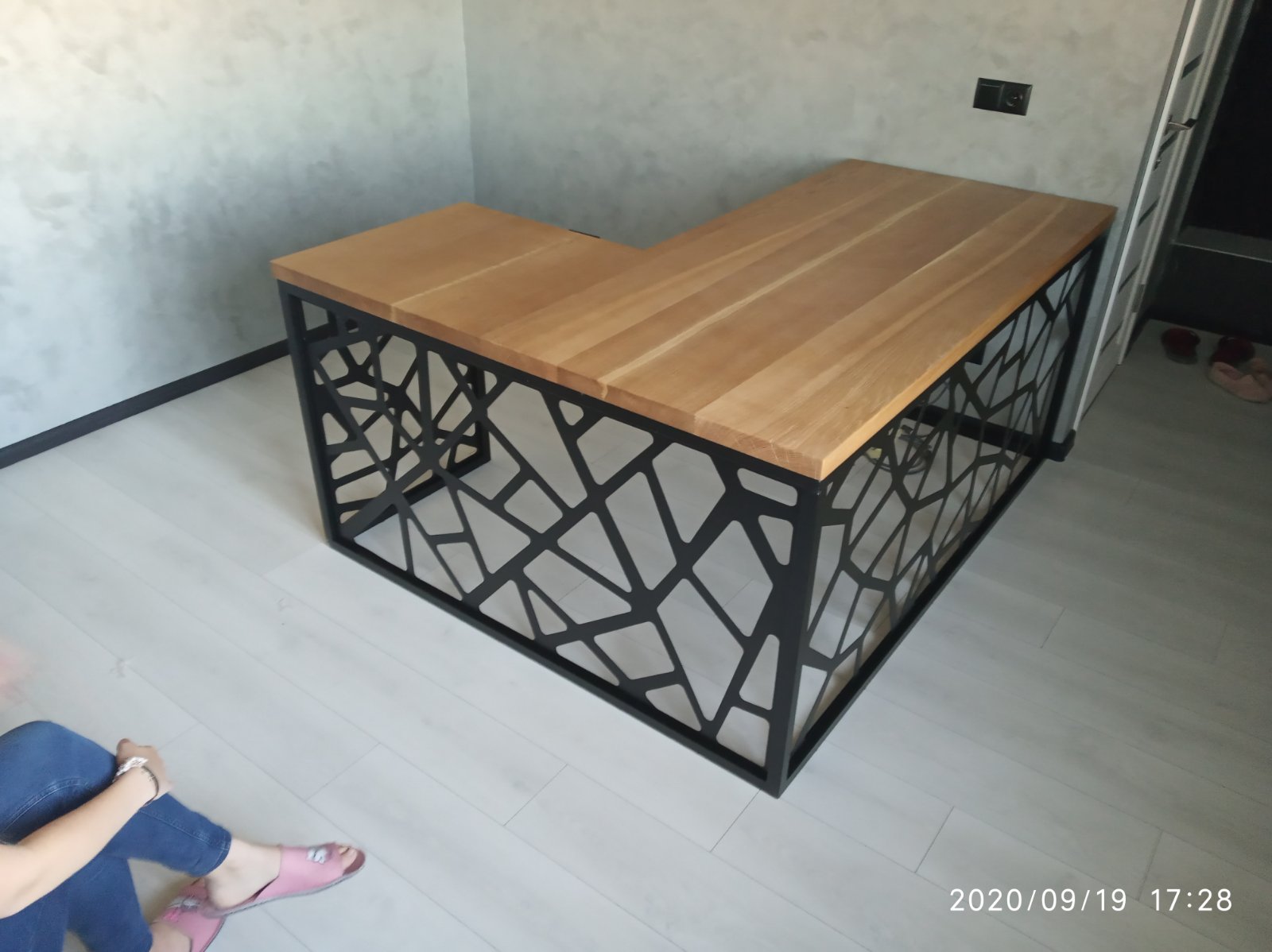 蛛网桌子