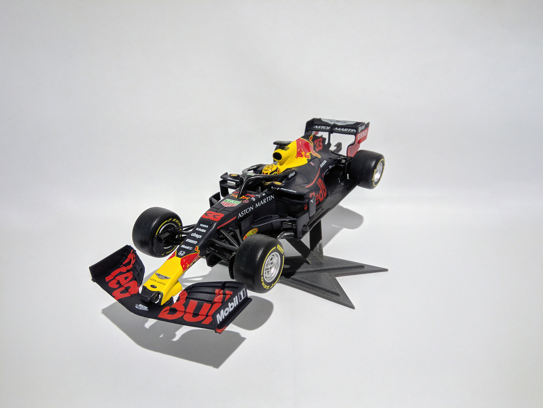 MAX Verstappen RB15型机架