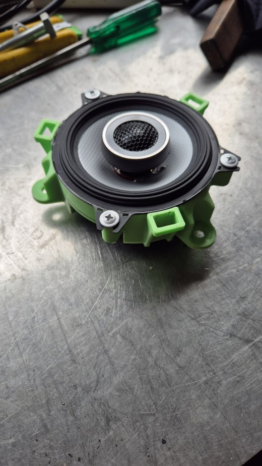 80 系列 Alpine S2-S240 4_ 扬声器适配器缩略图