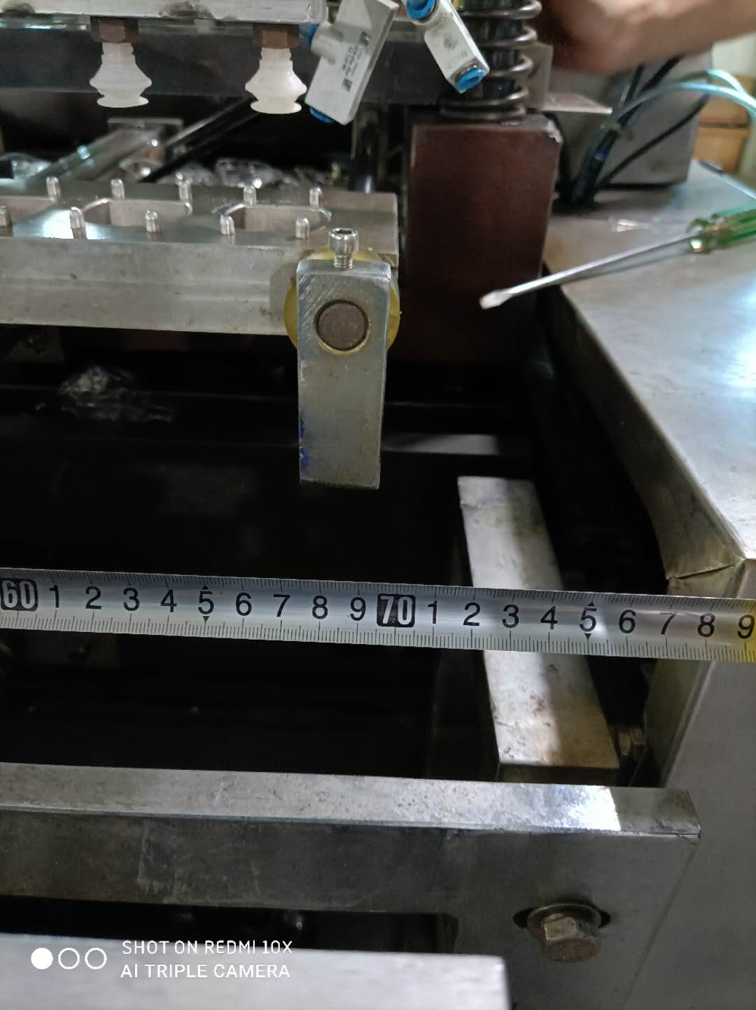 塑件自动收料机（sw18可编辑+工程图+bom）