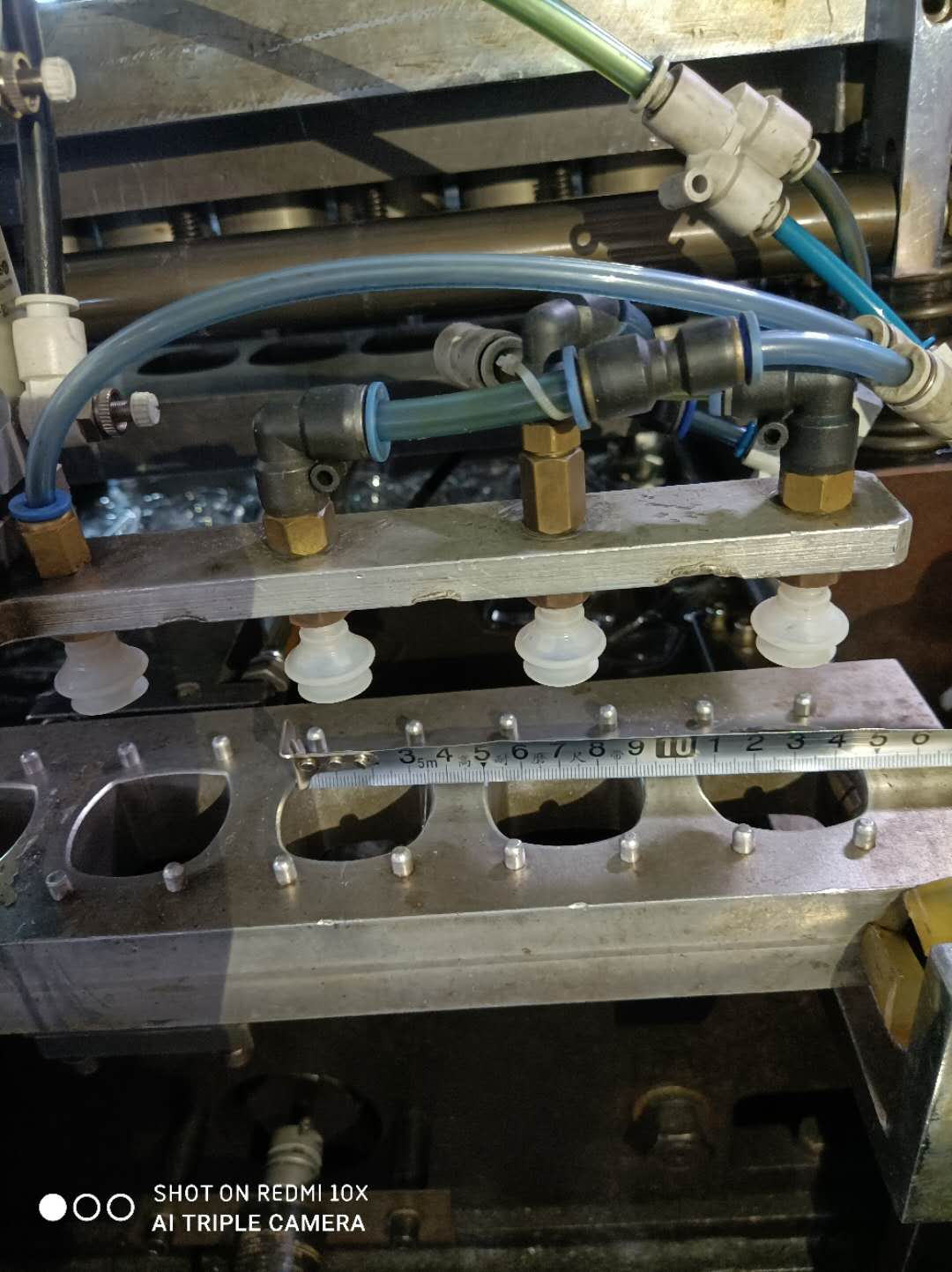 塑件自动收料机（sw18可编辑+工程图+bom）