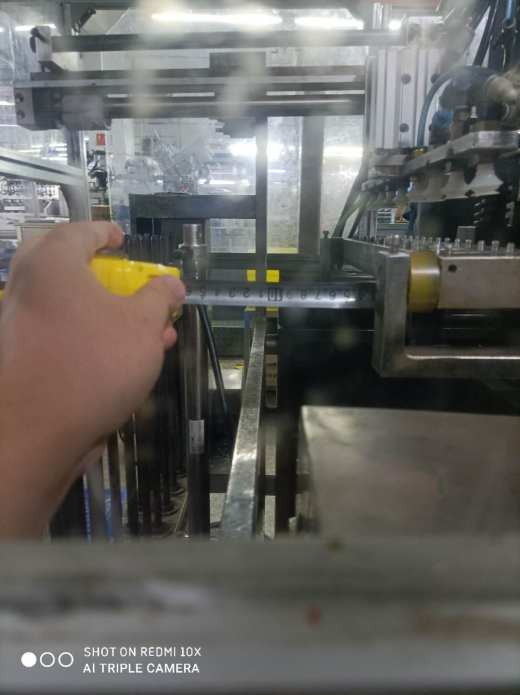 塑件自动收料机（sw18可编辑+工程图+bom）缩略图