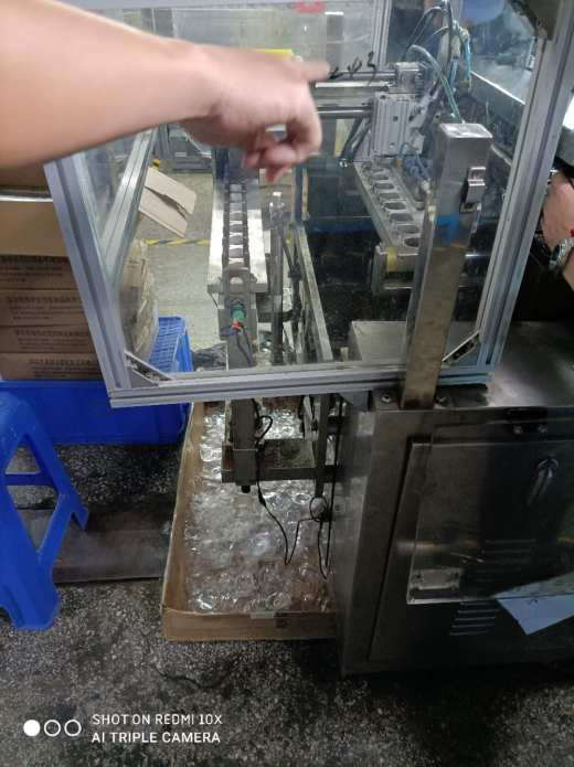 塑件自动收料机（sw18可编辑+工程图+bom）缩略图