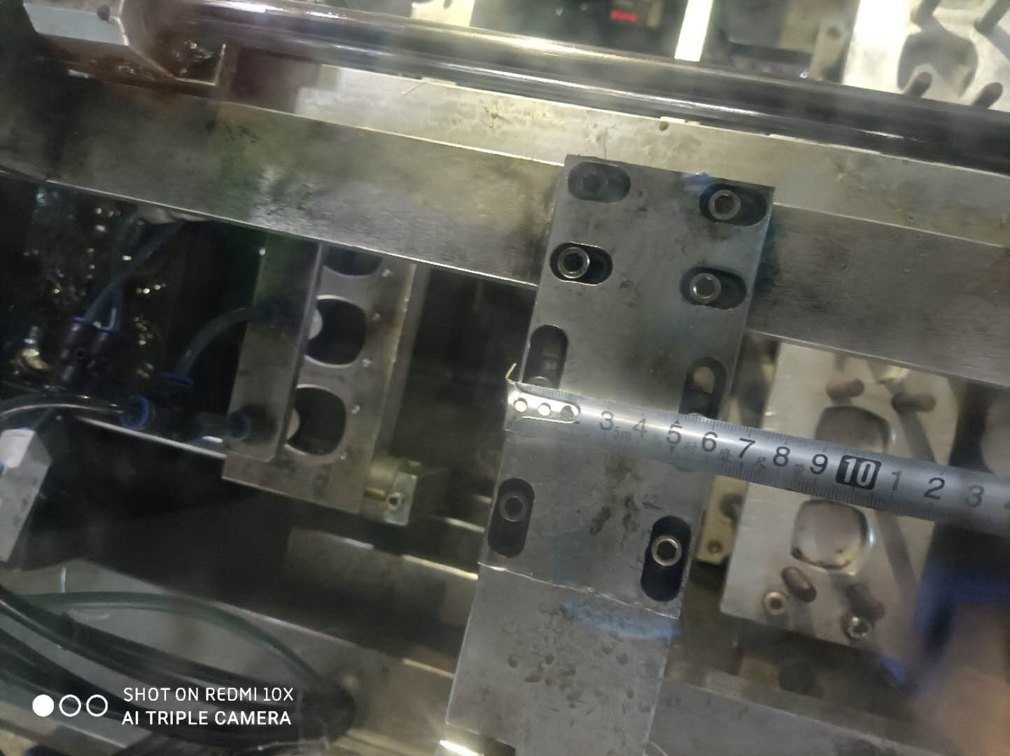 塑件自动收料机（sw18可编辑+工程图+bom）