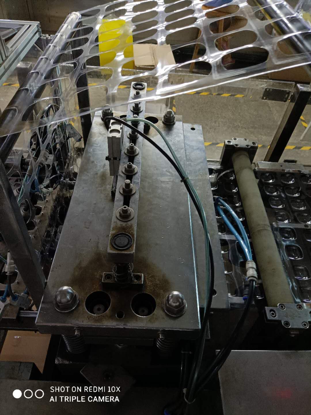 塑件自动收料机（sw18可编辑+工程图+bom）