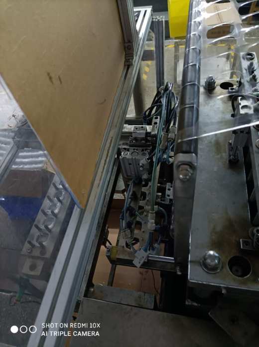 塑件自动收料机（sw18可编辑+工程图+bom）缩略图