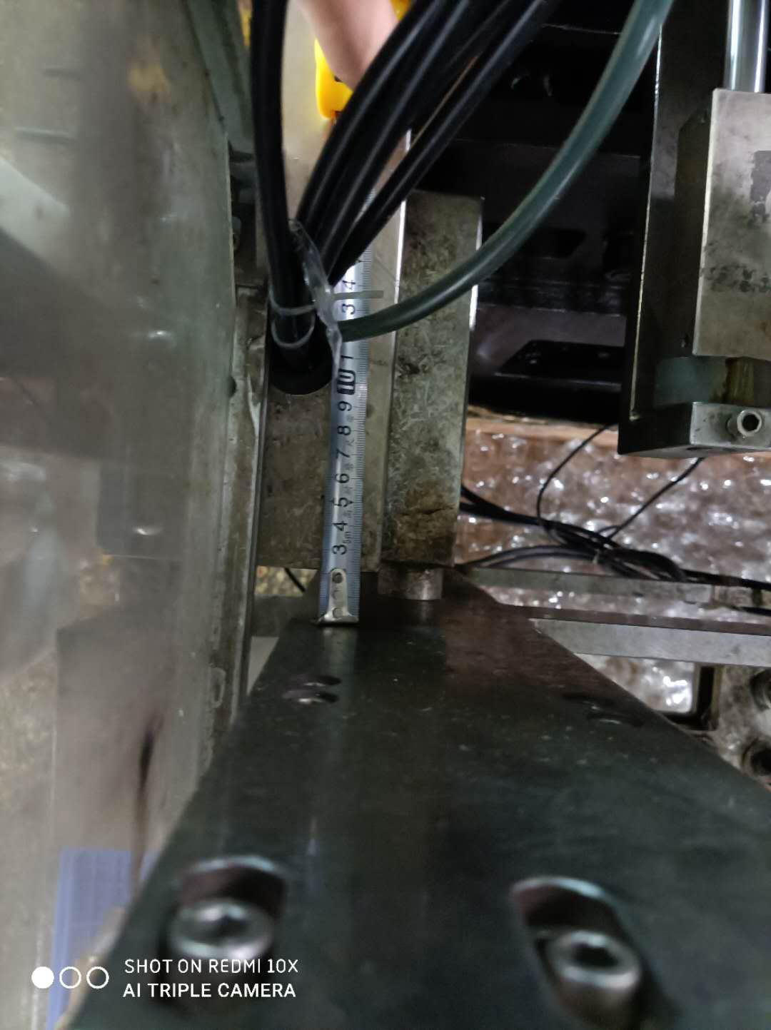 塑件自动收料机（sw18可编辑+工程图+bom）