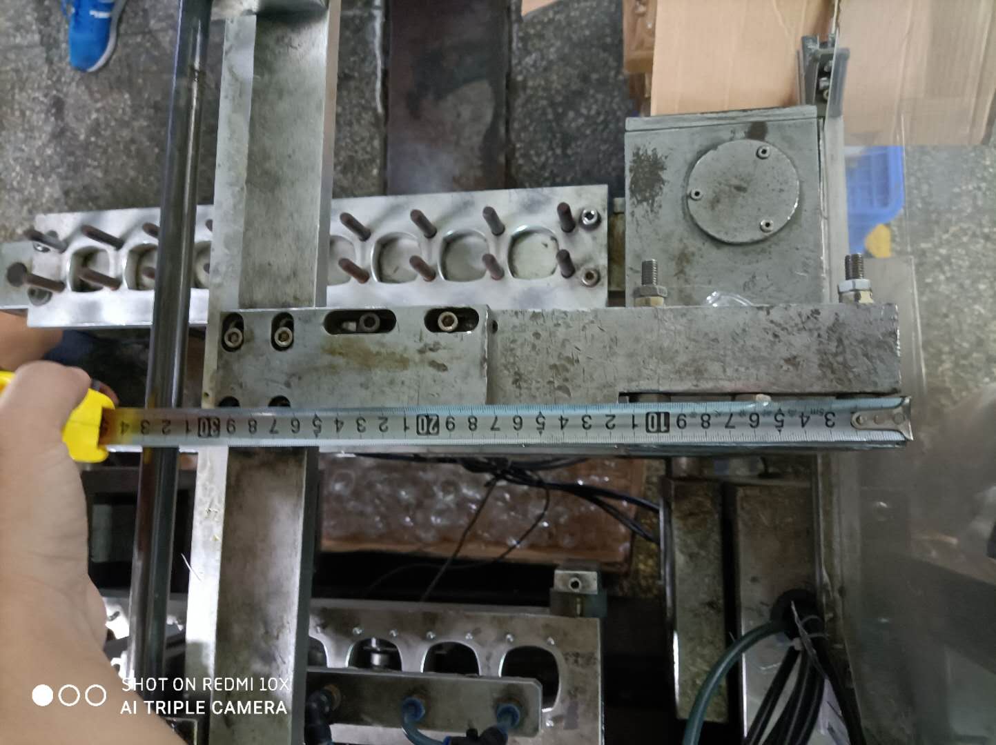 塑件自动收料机（sw18可编辑+工程图+bom）